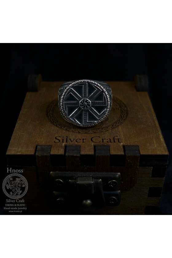 Sygnet Swaroga ze srebra, ekskluzywne pudełko