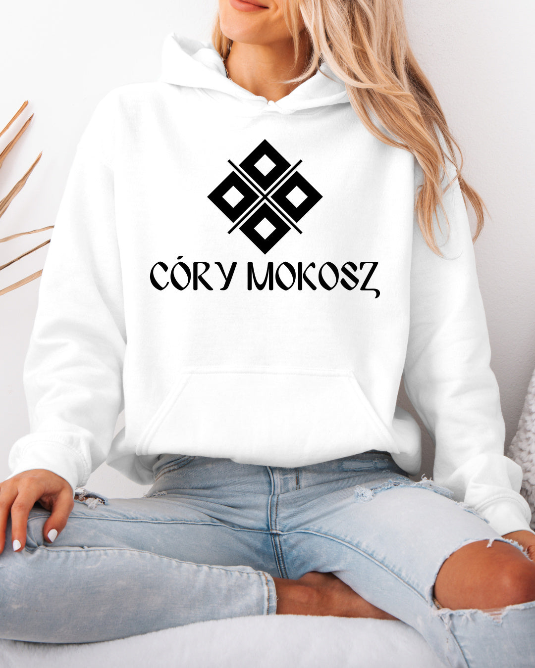 Córy Mokosz — Biały