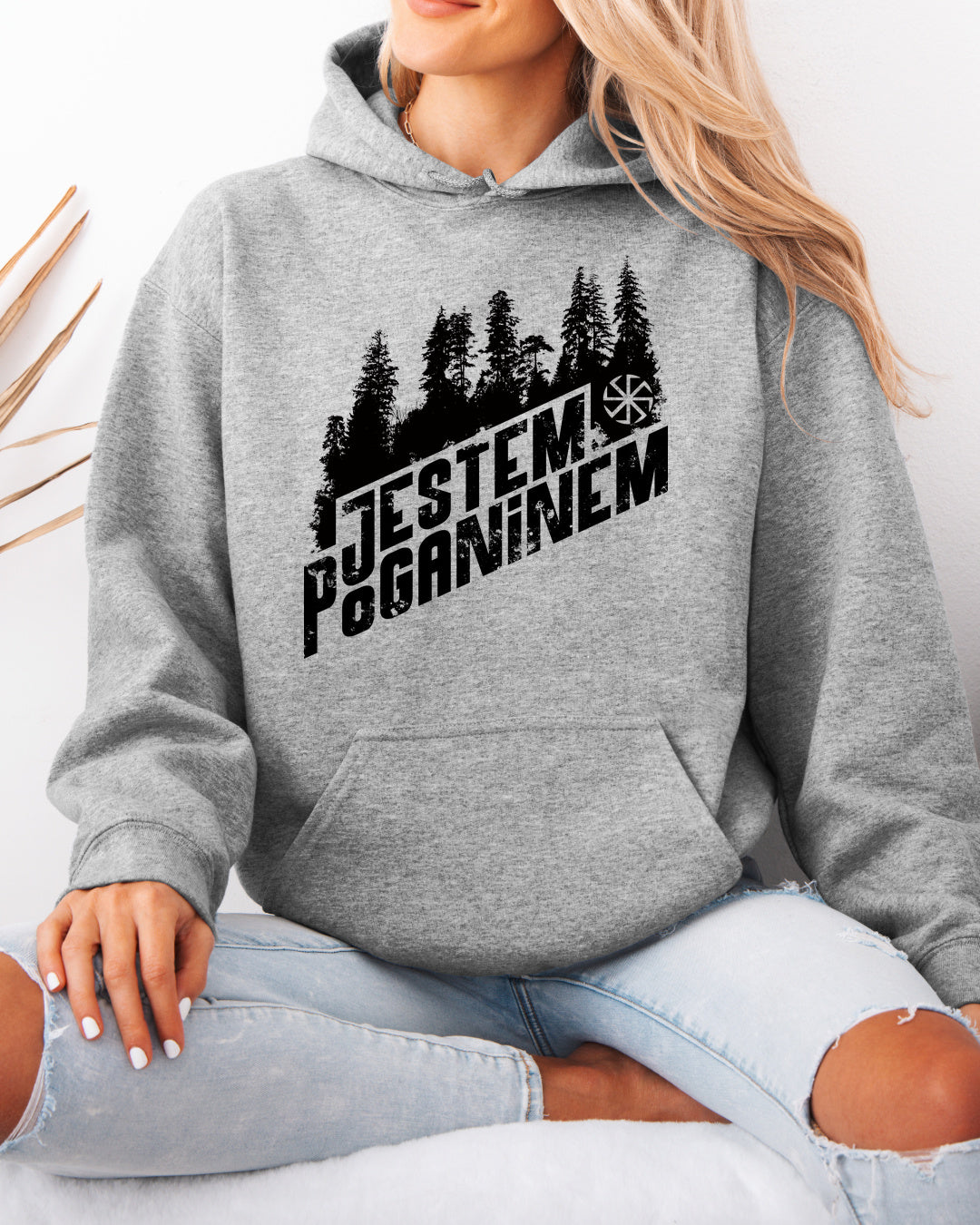 Jestem Poganinem — Szary