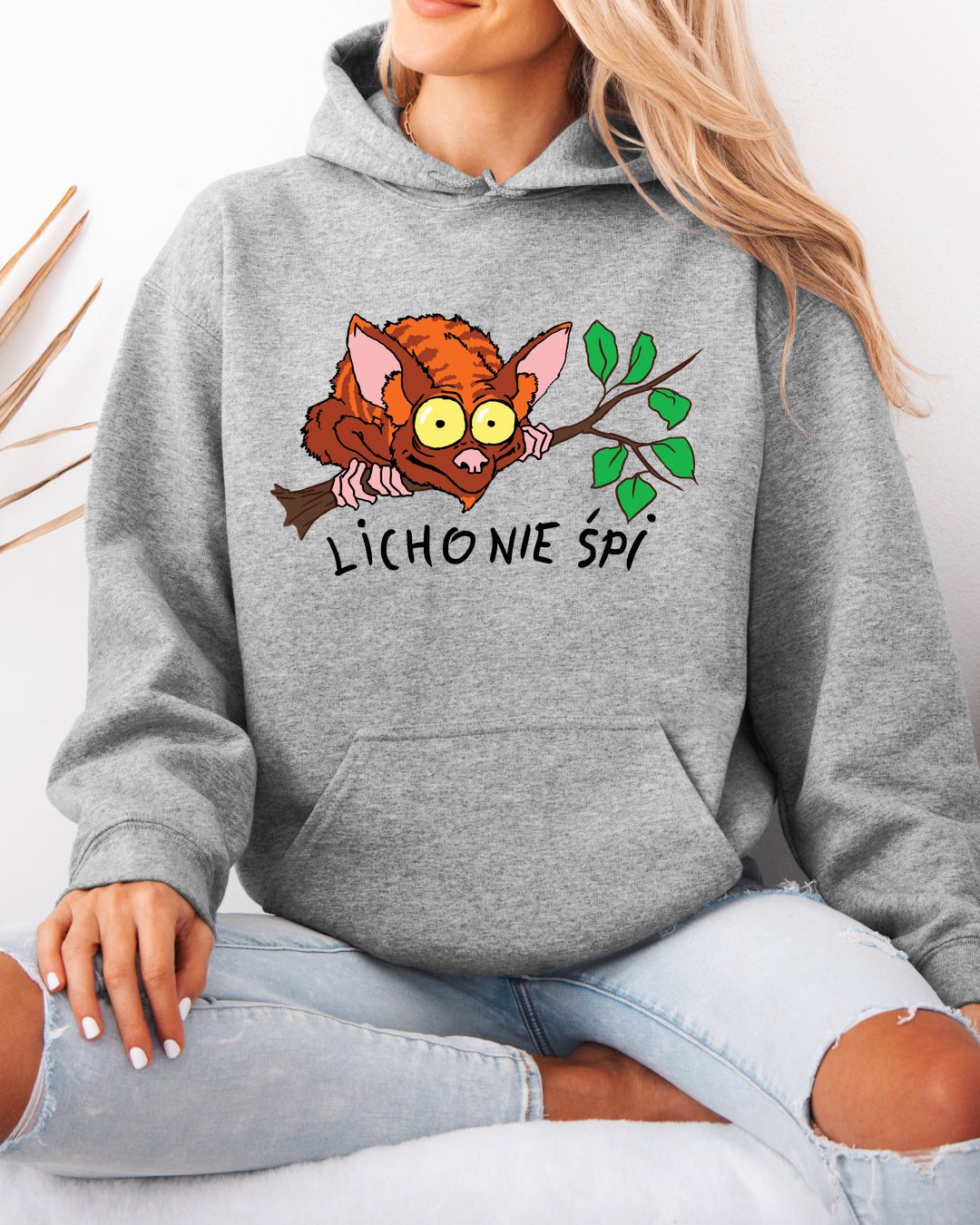 Licho Nie Śpi — Szary