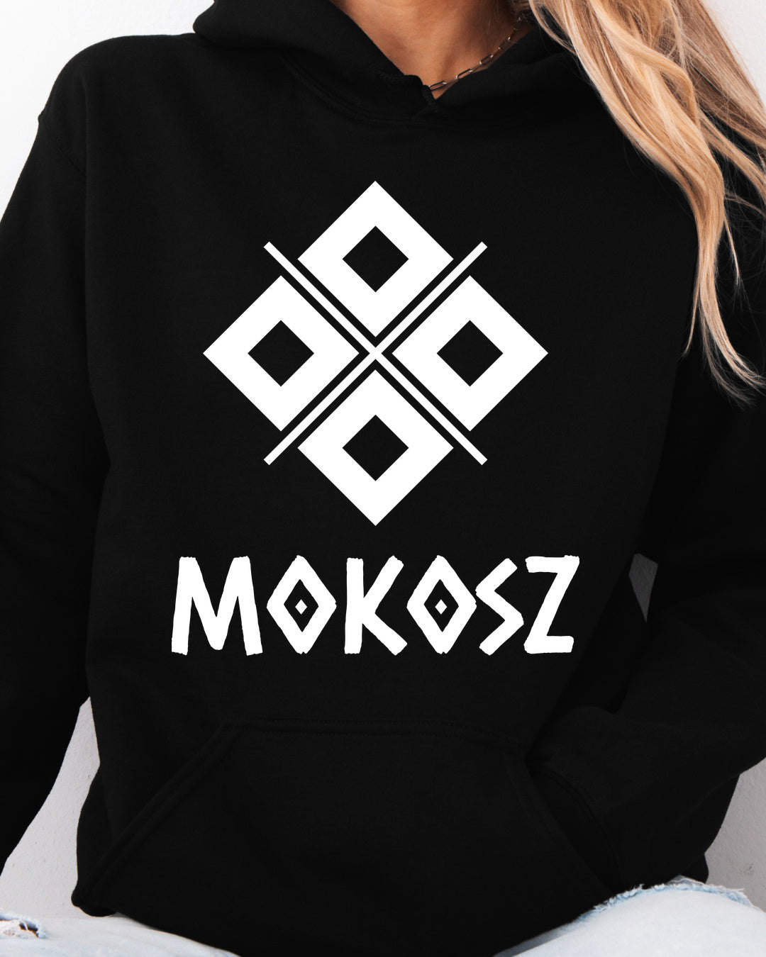 Mokosz Symbol — Czarny