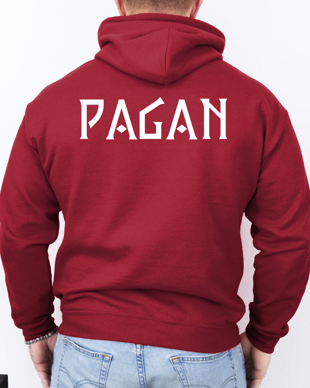 Pagan — Czerwony