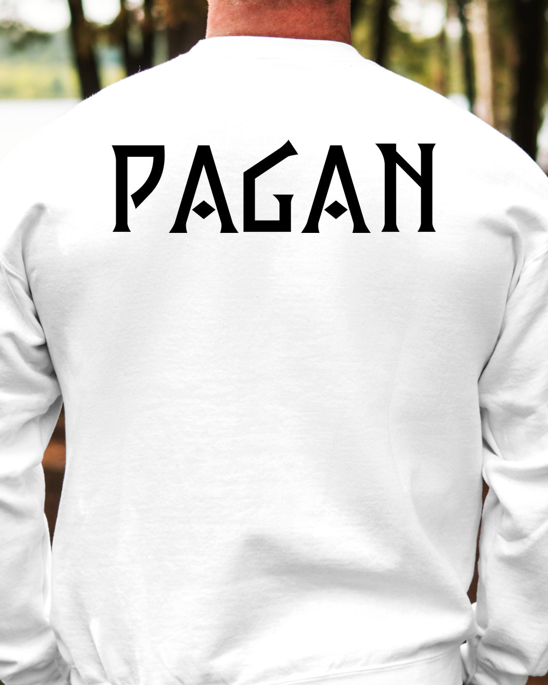 Pagan — Biały