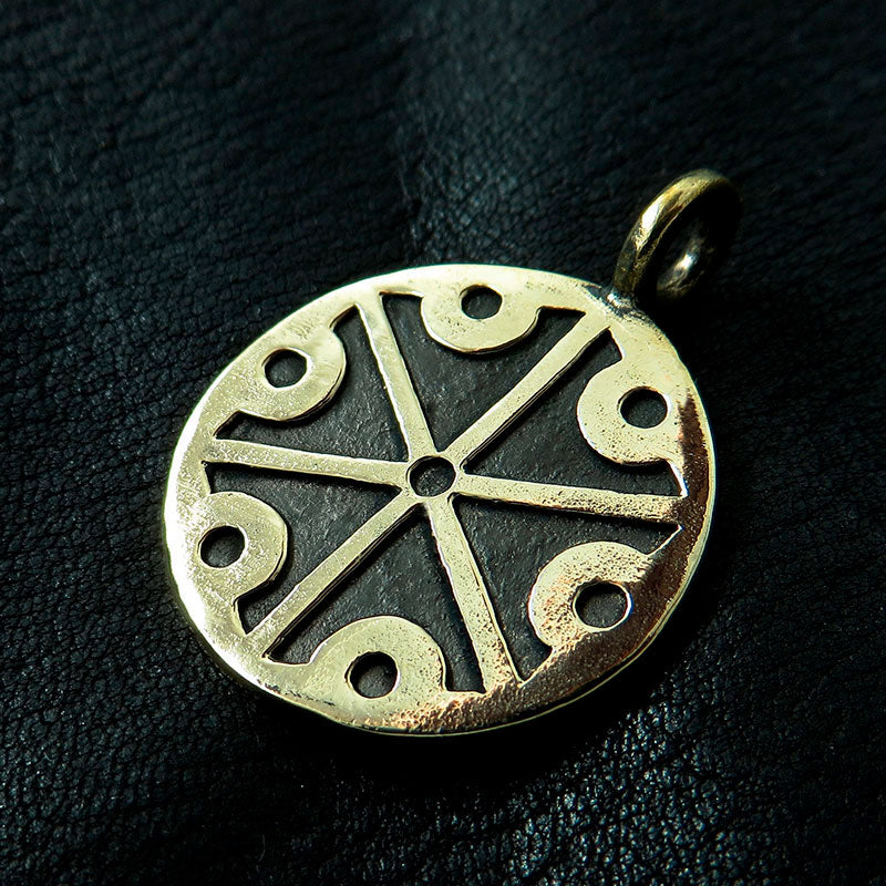 Wisiorek Symbol Peruna